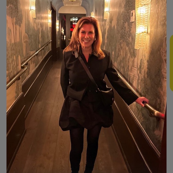 Meet your Posher, Maris - Picture 3 of 5